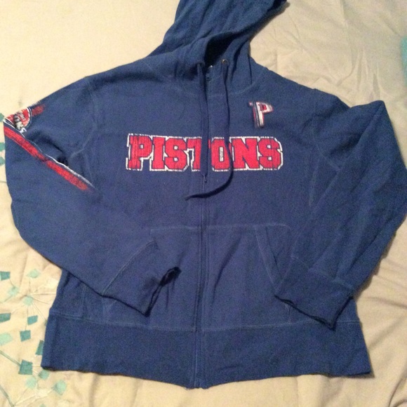 detroit pistons zip up hoodie